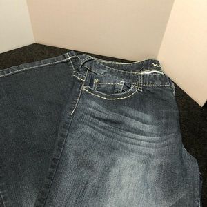 Maurice’s Jeans 15/16 short